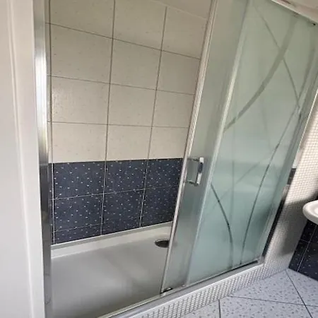 Comfortable For 16 People